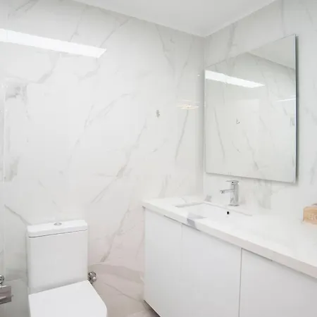 Apartment Mythos
